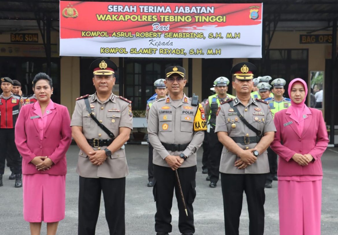 Pimpin Sertijab Wakapolres, Kapolres Tebing Tinggi: Kita Mengabdi Untuk Negeri Tercinta Indonesia