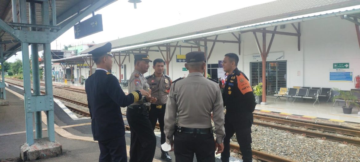 Antisipasi Tindak Kriminal, Sat Binmas Polres Tebing Tinggi Sambang ke Stasiun Kereta Api