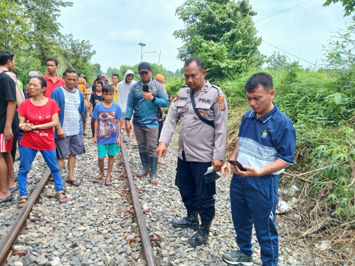 Polres Tebing Tinggi Tangani Kecelakaan Kereta Api Tabrak Seorang Pria