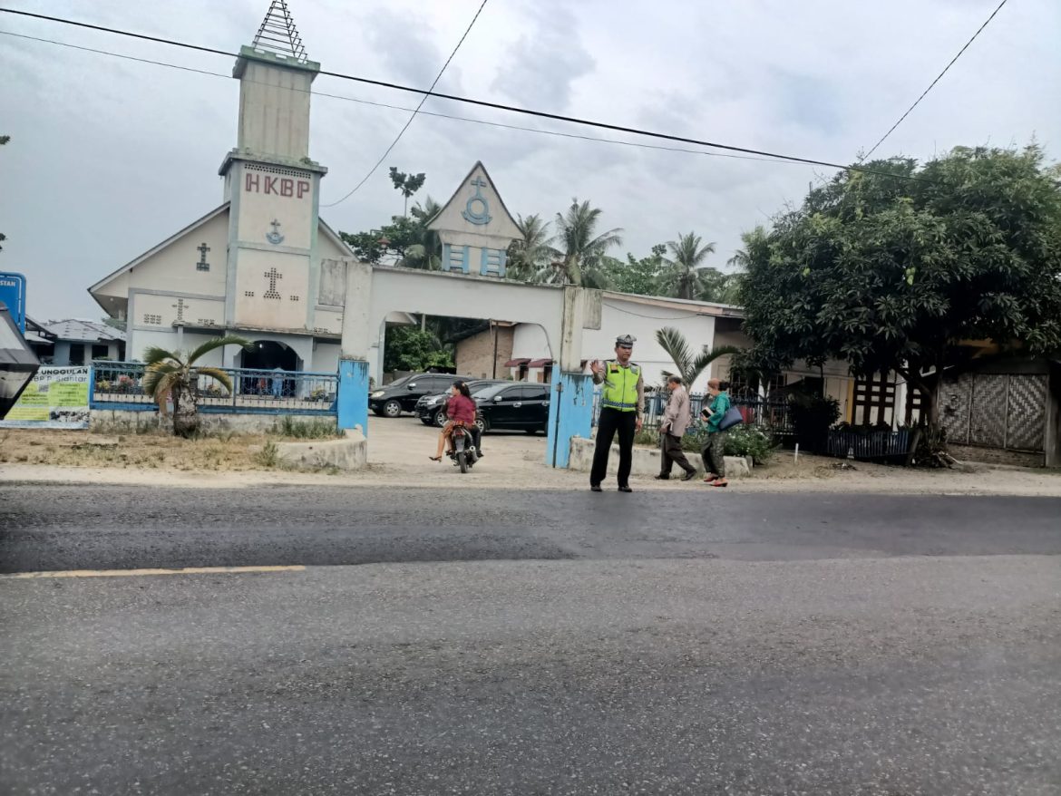 Polres Batubara Gelar Pengamanan Dan Patroli Gereja