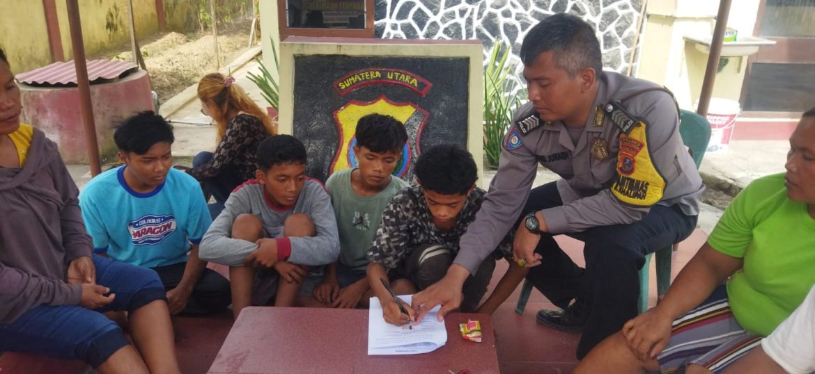 Curi Sawit Milik Warga, Remaja Dimediasi Polsek Bandar Khalifah