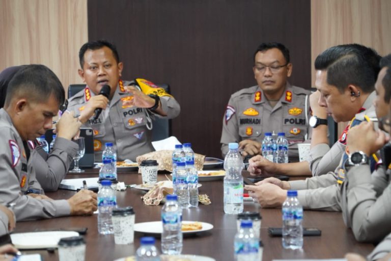 Ditlantas Polda Riau Hadirkan Program Bung Selamat Selama Satu Bulan Penuh