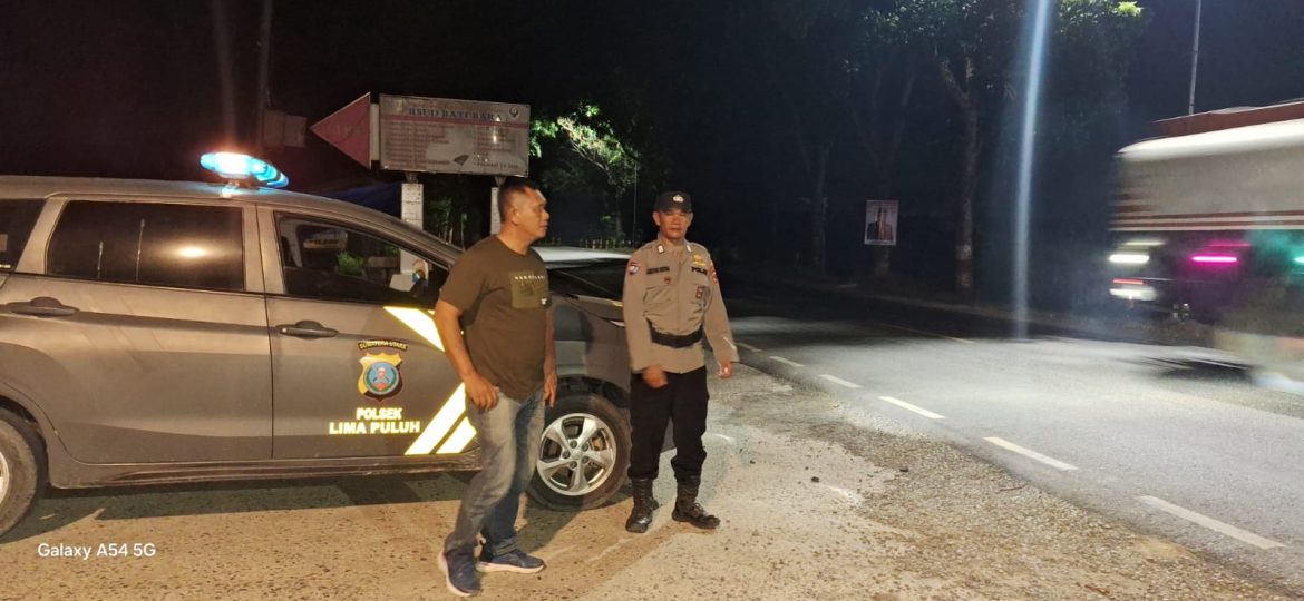 Personil Polsek Lima Puluh Patroli Kamtibmas Di Daerah Rawan Kejahatan