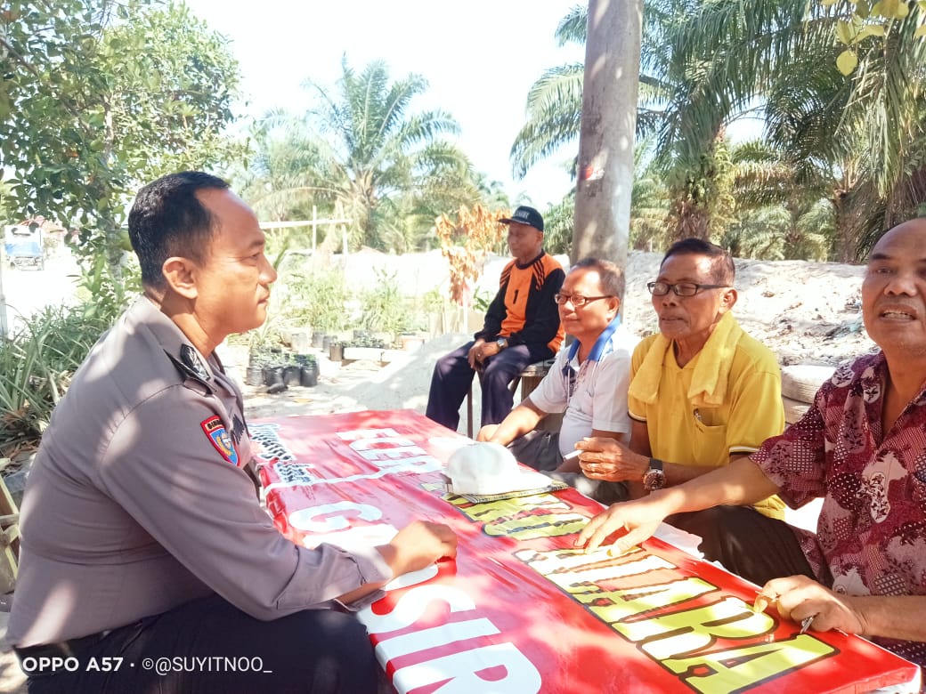 Polsek Indrapura Cooling System Dan Sambang Masyarakat Di Desa Siparepare