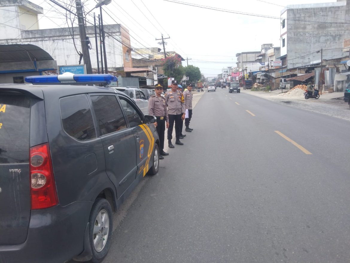 Personil Polres Batubara Laksanakan Pengamanan Dan Patroli Gereja