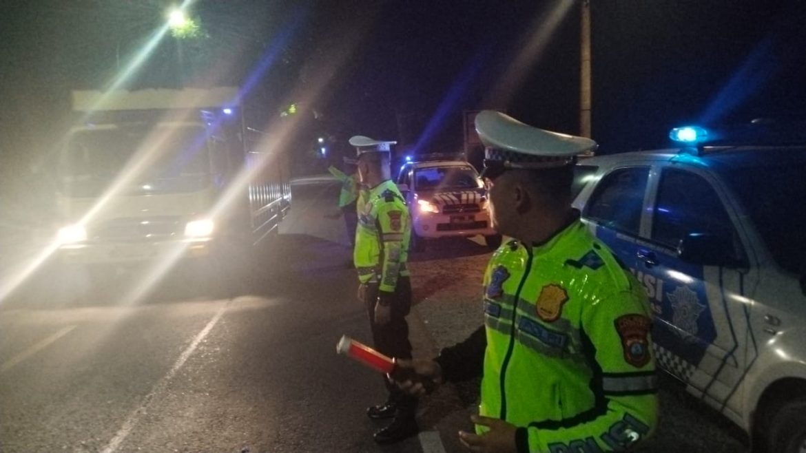 Sat Lantas Polres Batu Bara Patroli Blue Light Antisipasi Balap Liar