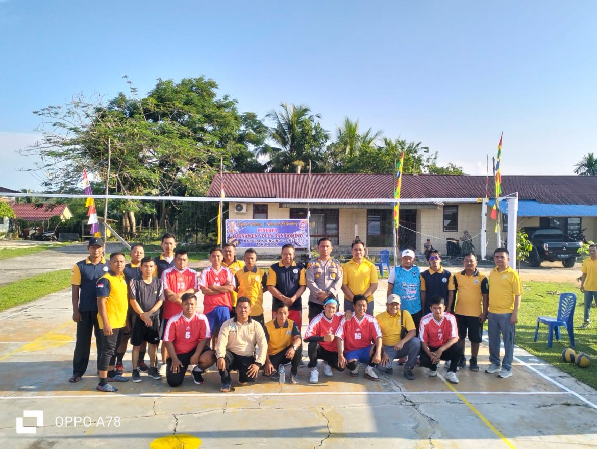 Buka Turnamen Bola Voli Kapolsek Minas Cup, Kompol Wan Mantazakka SH MH Ingatkan Pemain Tetap Jaga Sportivitas