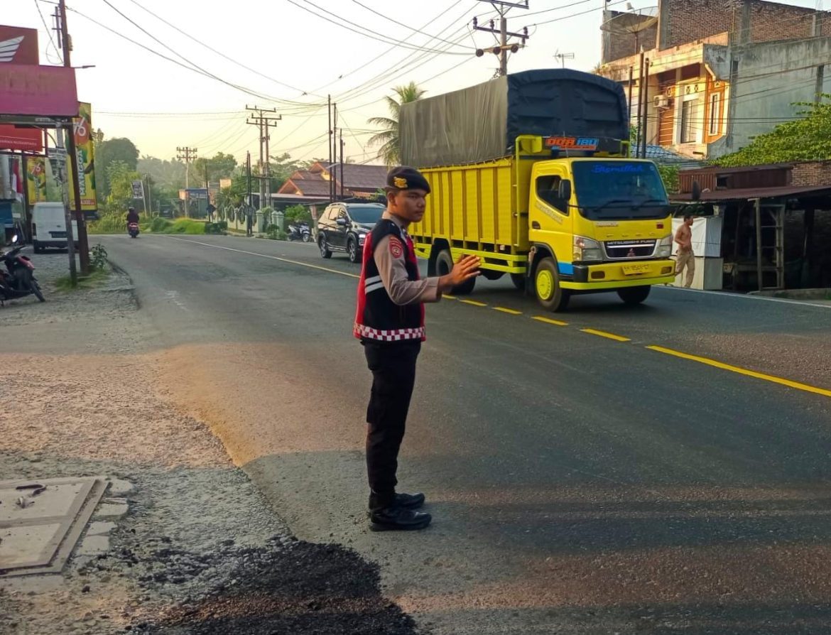 Strong Poin Pagi, Sat Samapta Polres Batu Berjaga Dibeberapa Lokasi