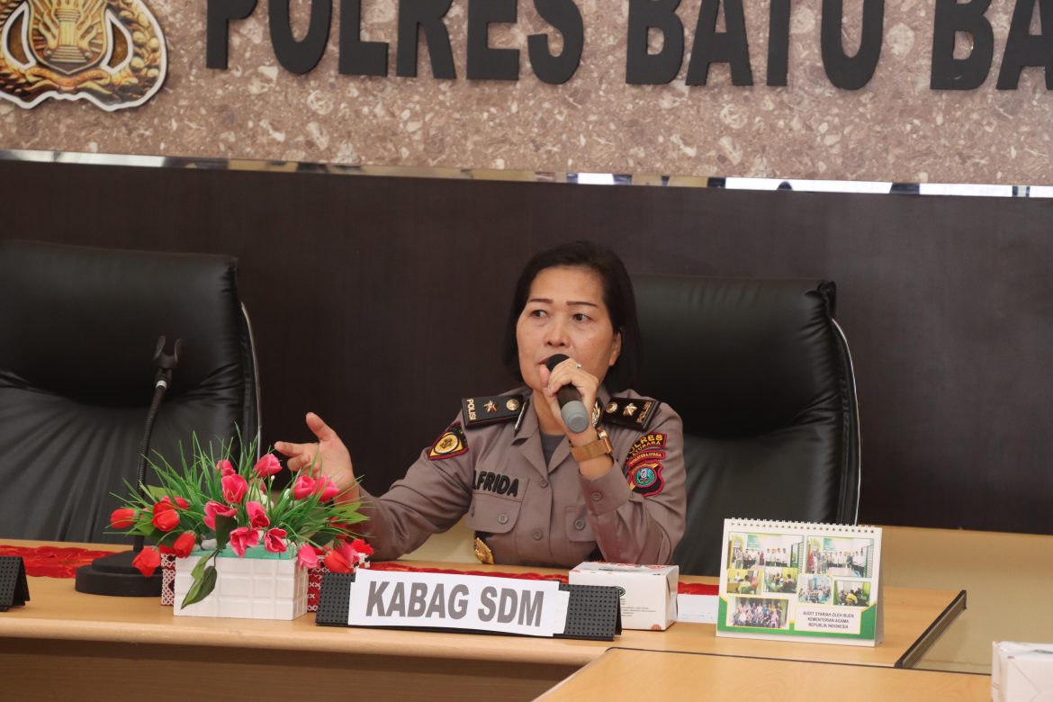 Bag SDM Polres Batu Bara Psikoedukasi Pekerja Wanita Menuju Indonesia Emas