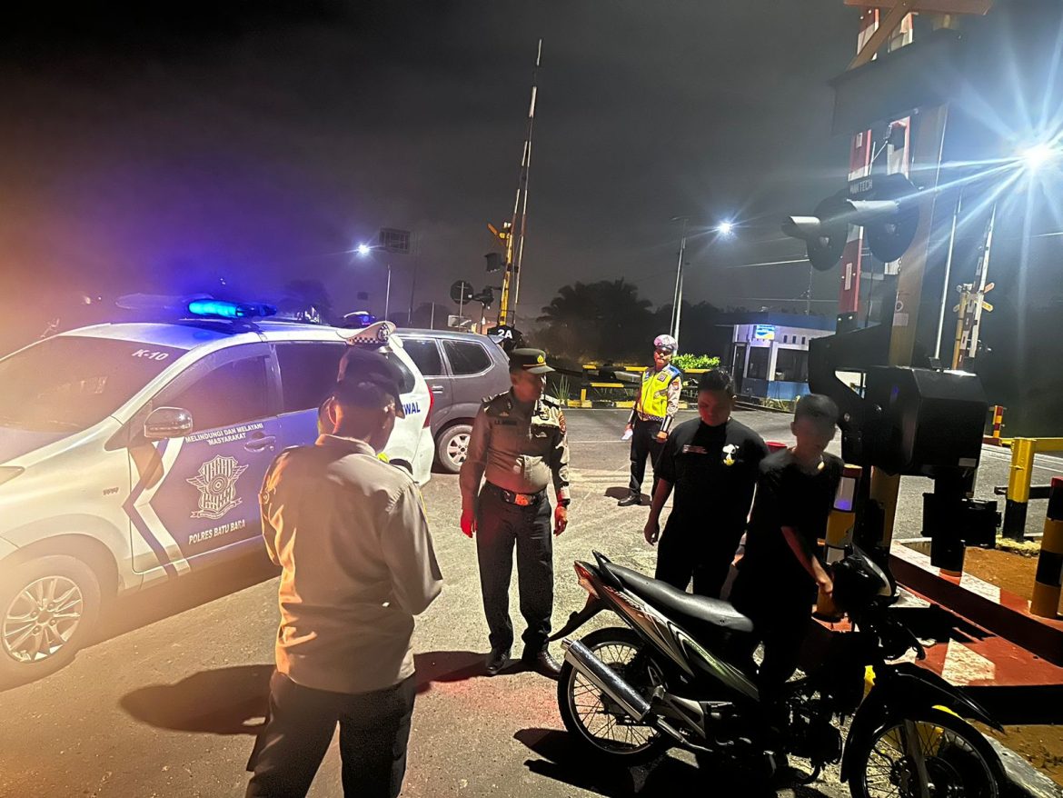 Berantas Geng Motor Dan Balap Liar, Polsek Indrapura Gelar Patroli Malam