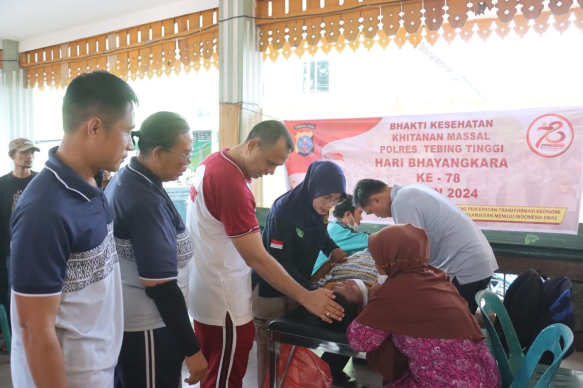 100 Anak Ikuti Sunat Massal Sambut HUT Bhayangkara Dan Hari Jadi Kota Tebing Tinggi