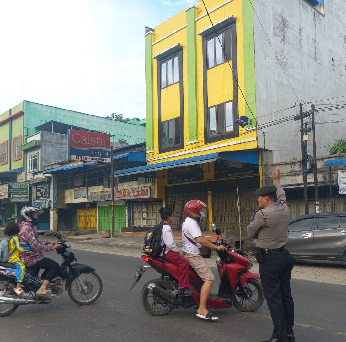 Sat Samapta Polres Batu Bara Strong Poin Pagi Disejumlah Ruas Jalan