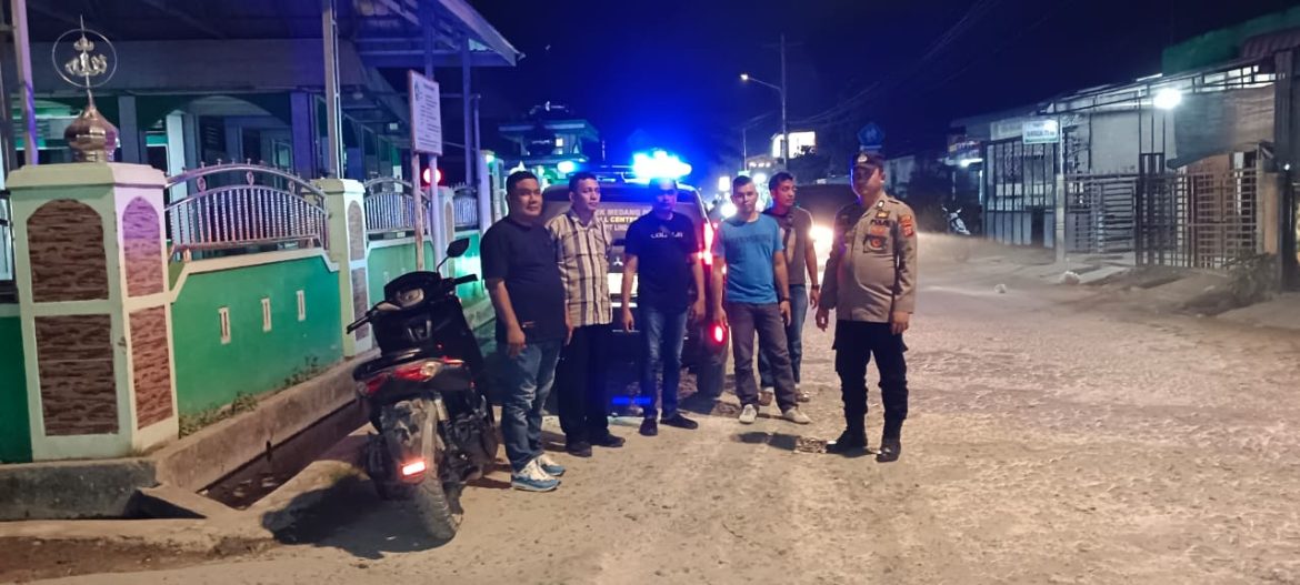 Jaga Kamtibmas, Polsek Medang Deras Patroli Malam Susuri Jalanan