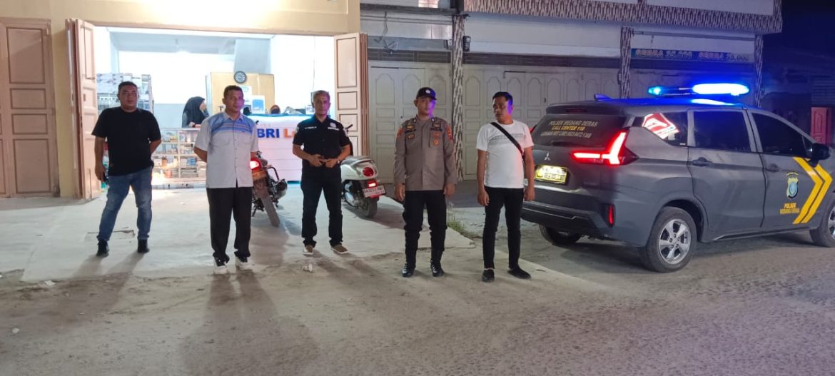 Polsek Medang Deras Patroli Malam Cegah Kejahatan Jalanan