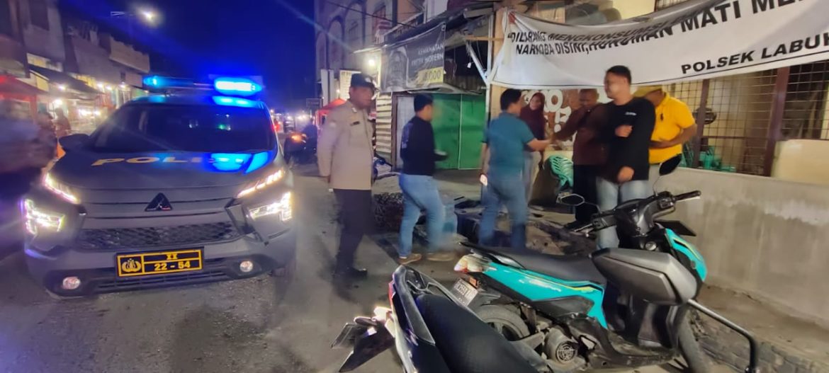 Personil Polsek Labuhan Ruku Patroli Mobile Malam Hari