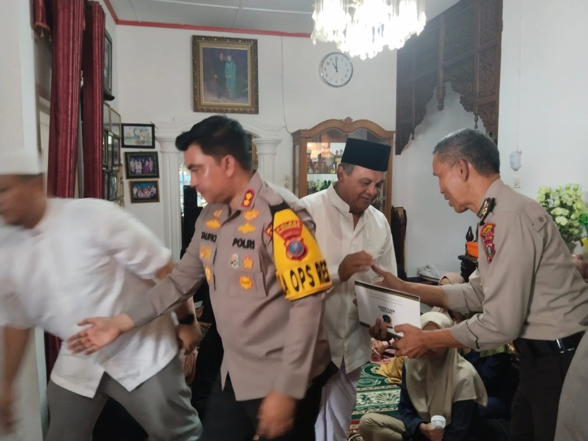 Kapolres Batu Bara Berbelasungkawa Meninggalnya Orangtua Personil