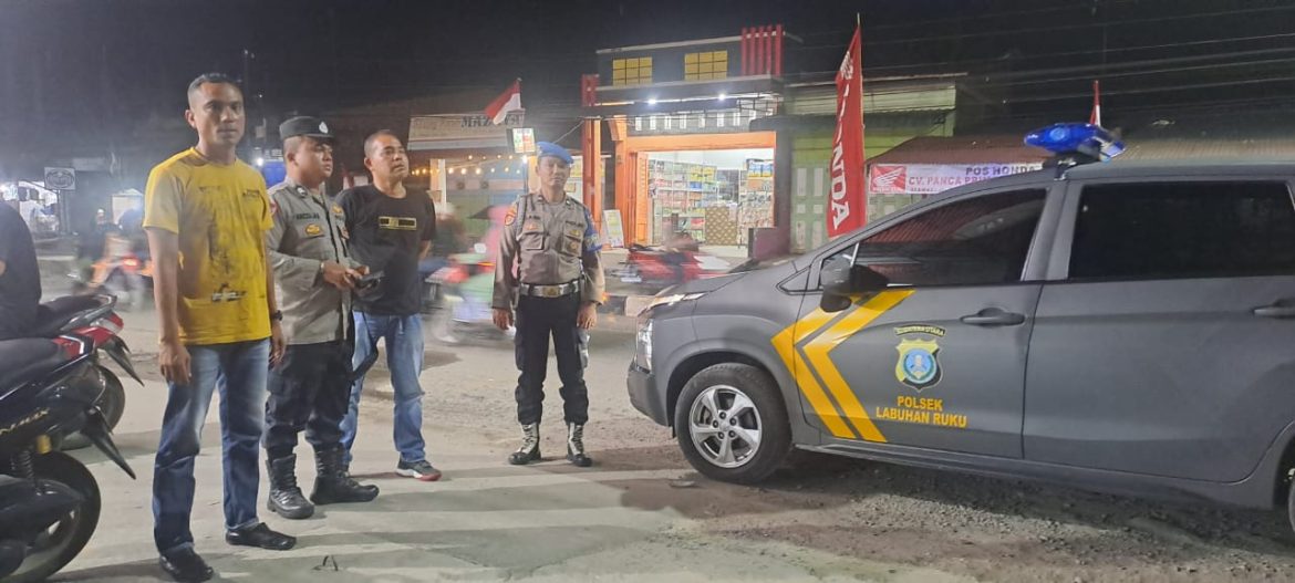 Personil Polsek Labuhan Ruku Patroli Antisipasi Balap Liar dan Tauran