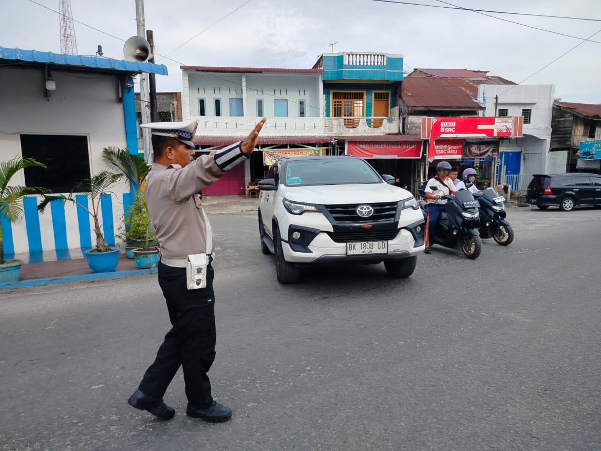 Sat Lantas Polres Batu Bara Gatur Lalin Dibeberapa Ruas Jalan