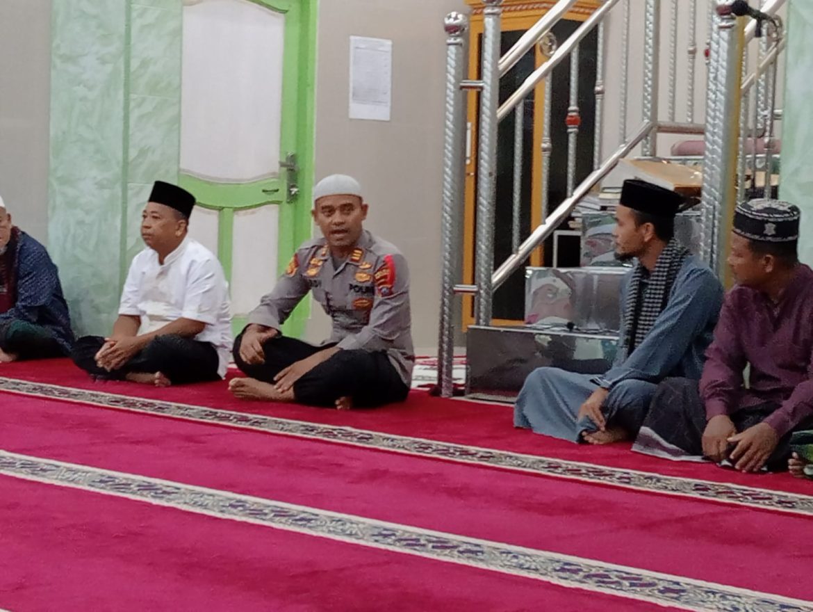 Kapolsek Medang Deras AKP Abdi Tansar, S.H, M.H Perkuat Cooling System Lewat Sholat Subuh Berjamah