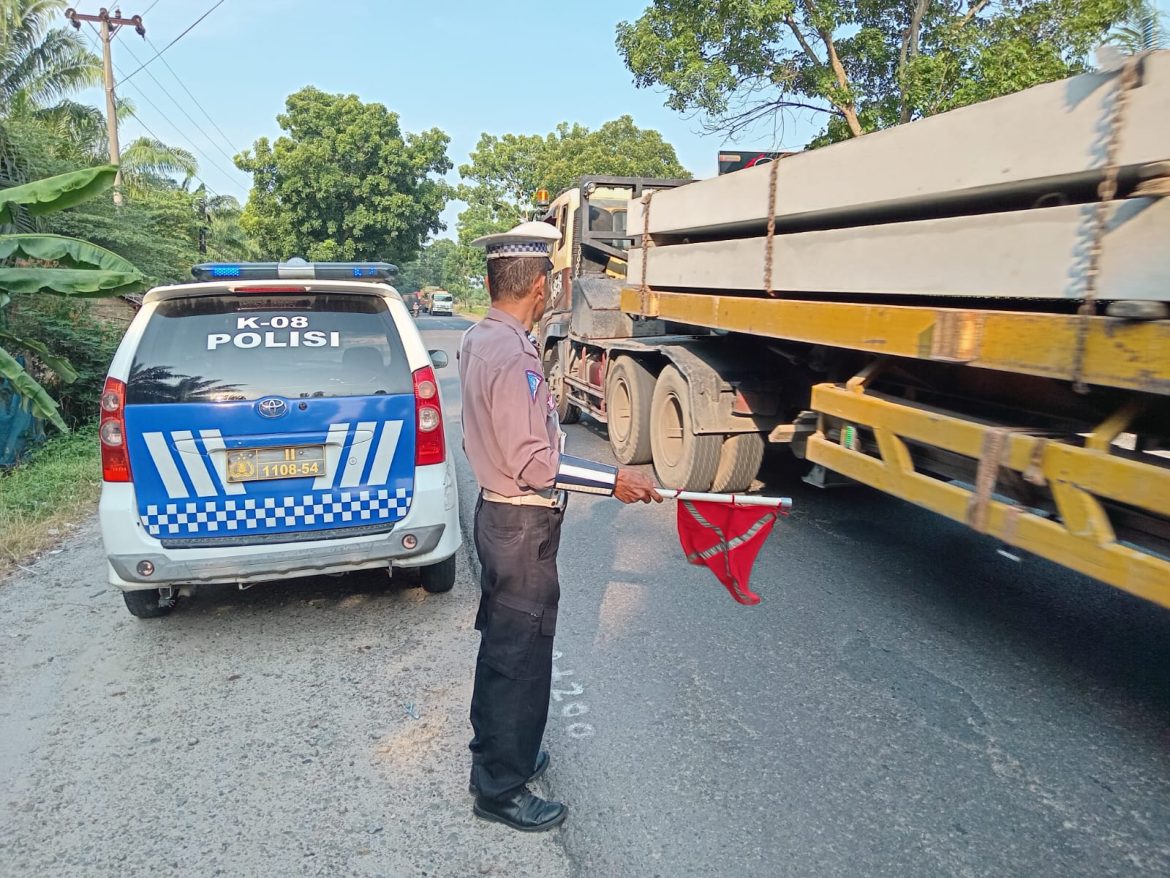 Sat Lantas Polres Batu Bara Gelar Patroli Kibas Bendera