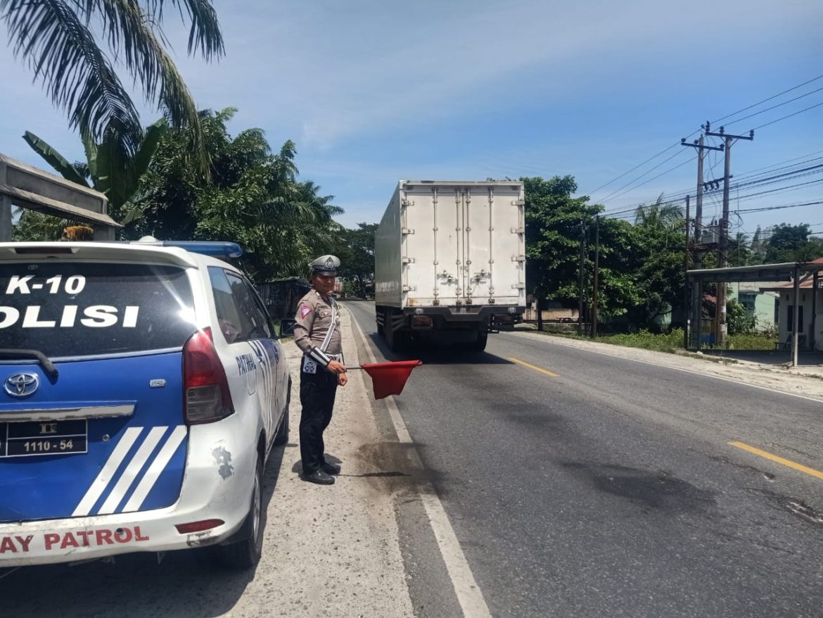 Sat Lantas Polres Batu Bara Gelar Patroli Kibas Bendera dan Live Report Arus Lalin Terkini