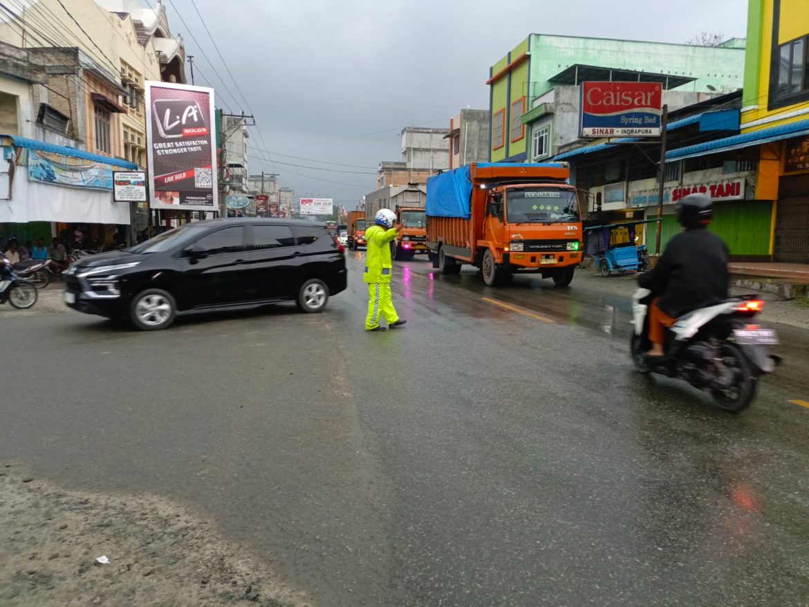 Sat Lantas Polres Batu Bara Cipta Kamseltibcar Lantas Pagi