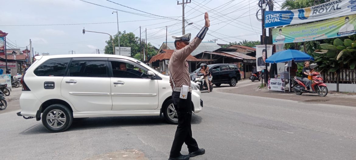 Sat Lantas Polres Batu Bara Pastikan Arus Lalulintas Lancar