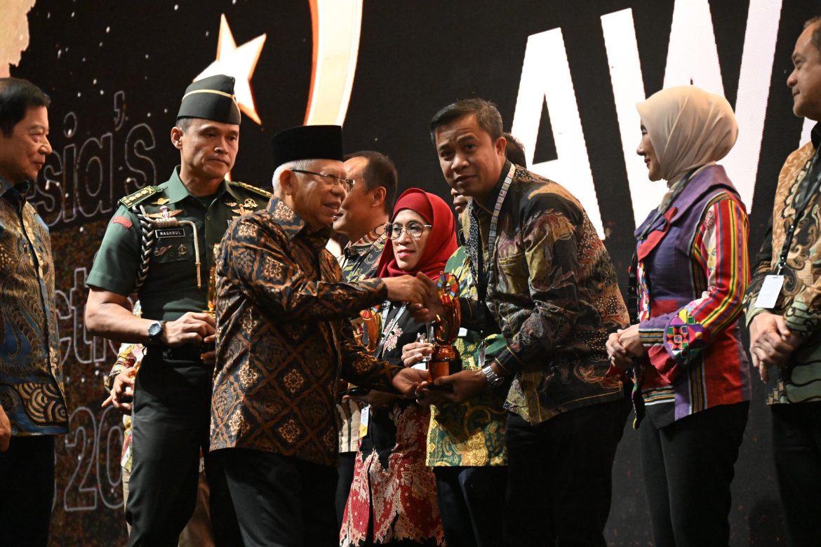 Wapres RI Apreasiasi PJ Walikota Tebing Tinggi Atas Penghargaan Terbaik 3 Indonesia SDGs Action Awards 2024