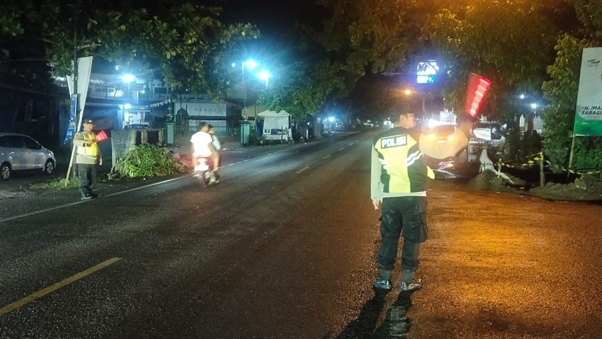 Antisipasi Kejahatan Jalanan, Polres Tebing Tinggi Laksanakan Patroli Blue Light