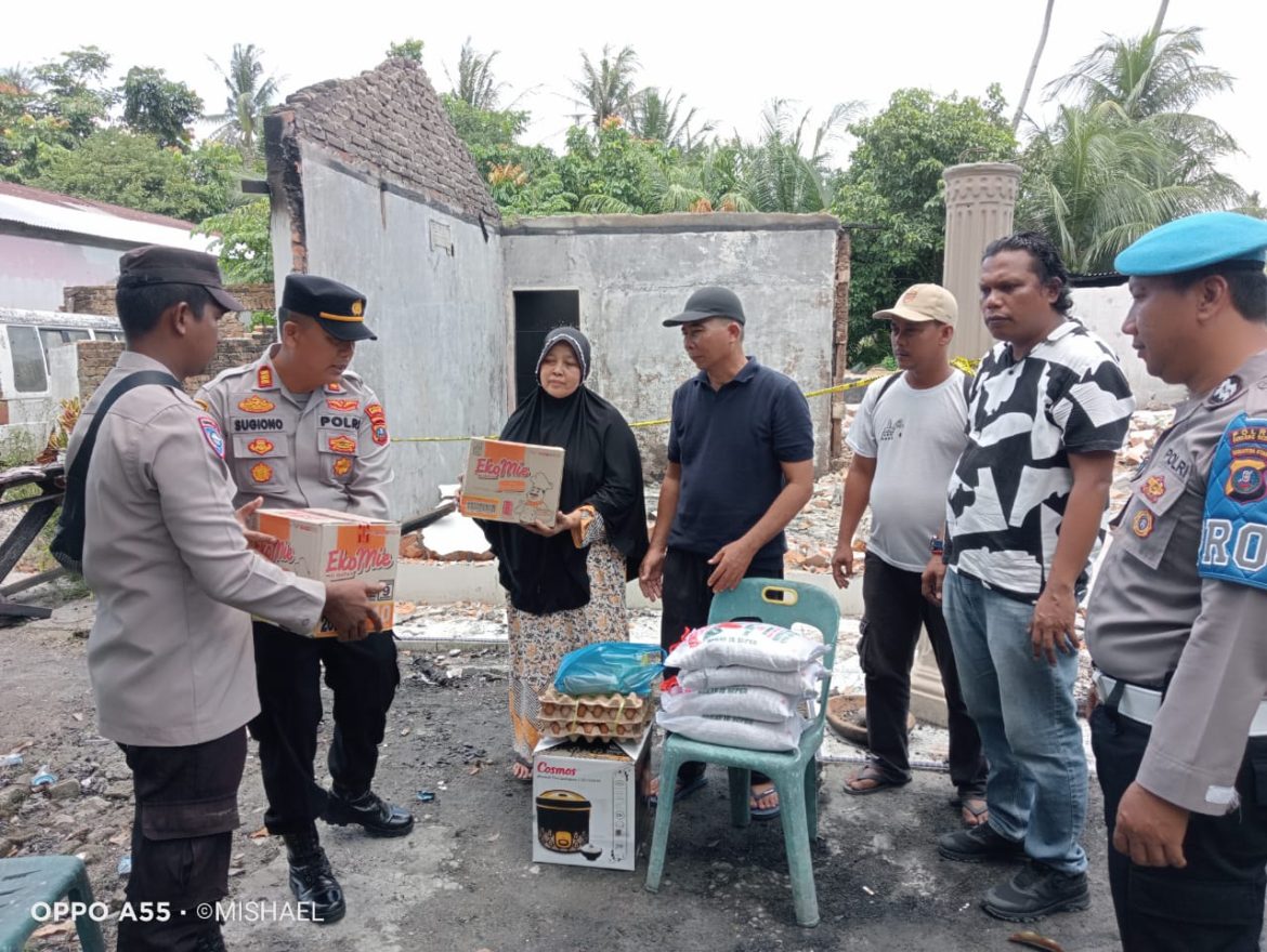 Polres Sergai Ulurkan Bantuan Korban Kebakaran