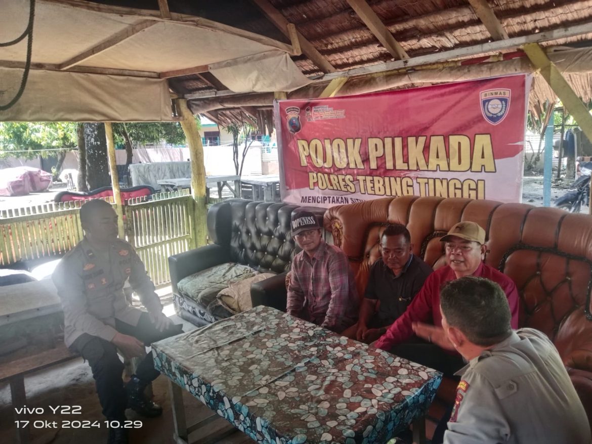 Sat Binmas Polres Tebing Tinggi Binluh Pojok Pilkada Dalam Rangka Cooling System