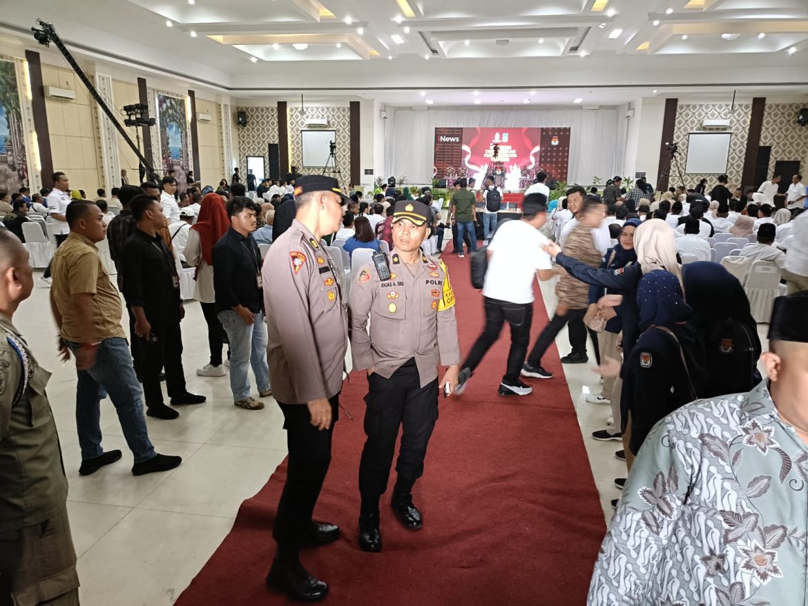 Polres Tebing Tinggi Pengamanan Debat Publik Pertama Calon Walikota dan Wakil Walikota