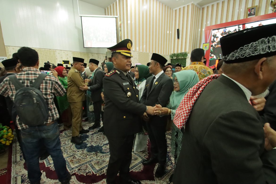 Kapolres Sergai Hadiri Pengambilan Sumpah Anggota DPRD 2024-2029