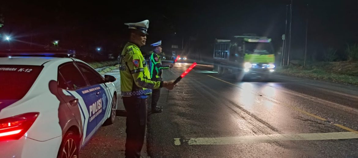 Sat Lantas Polres Batu Bara Patroli Blue Light Dilokasi Rawan Macet