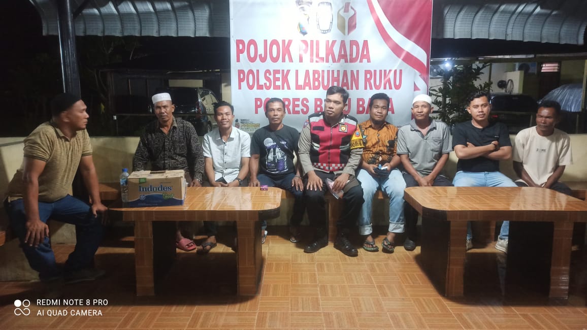 Pojok Pilkada, Polsek Labuhan Ruku Sampaikan Pesan Kamtibmas