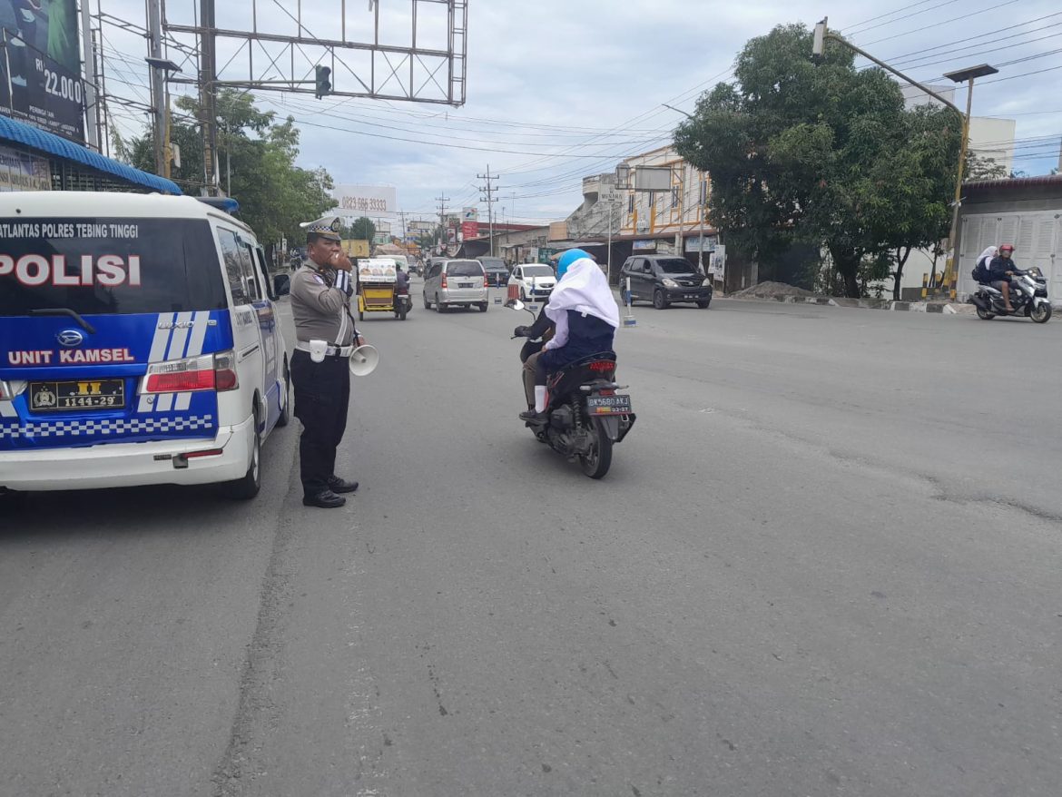 Sat Lantas Polres Tebing Tinggi Edukasi Warga Tertib Lalulintas