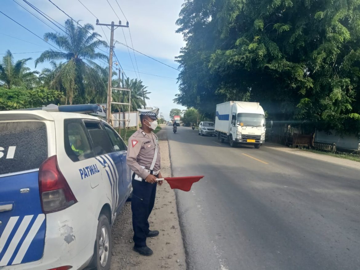 Sat Lantas Polres Batu Bara Patroli Antisipasi Kemacetan