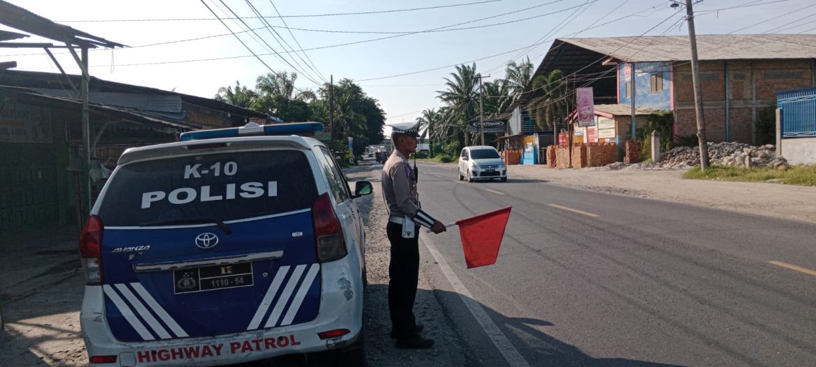 Sat Lantas Polres Batu Bara Patroli Kibas Bendera dan Himbau Tertib Lalulintas