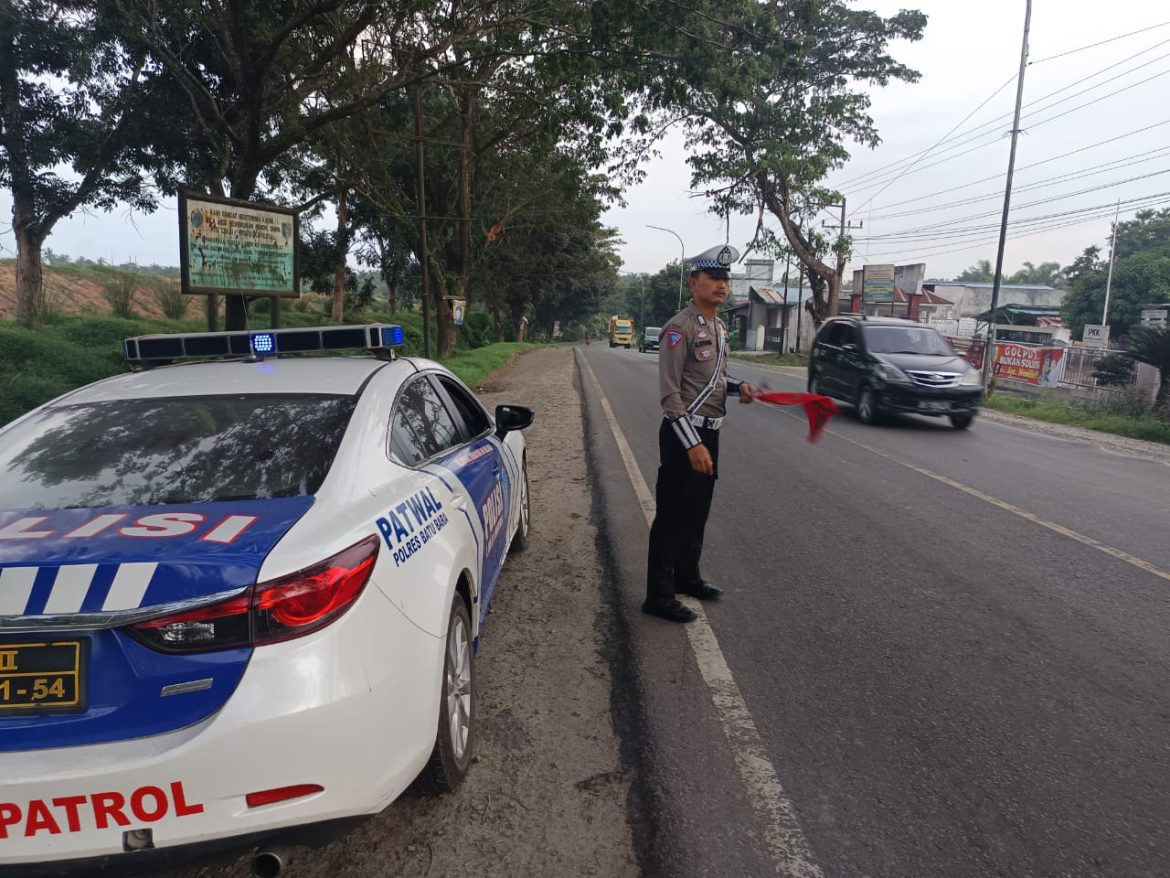 Patroli Kibas Bendera Sat Lantas Polres Batu Bara Pastikan Arus Lalulintas Lancar