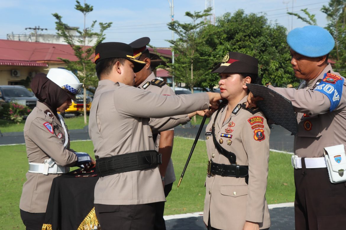 Kapolres Batu Bara Pimpin Sertijab Kasat Lantas dan Pelepasan Purna Bakti