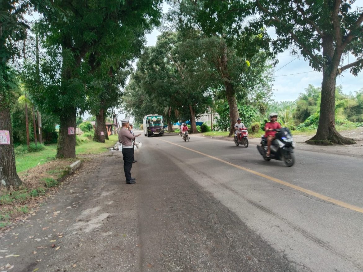 Sat Lantas Polres Tebing Tinggi Penerangan Keliling dan Edukasi Pengguna Jalan