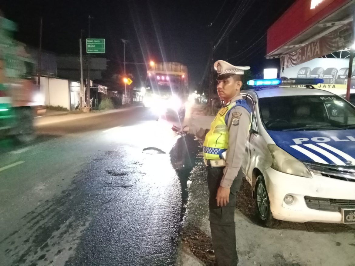 Sat Lantas Polres Batu Bara Patroli Blue Light Dilokasi Rawan Kemacetan