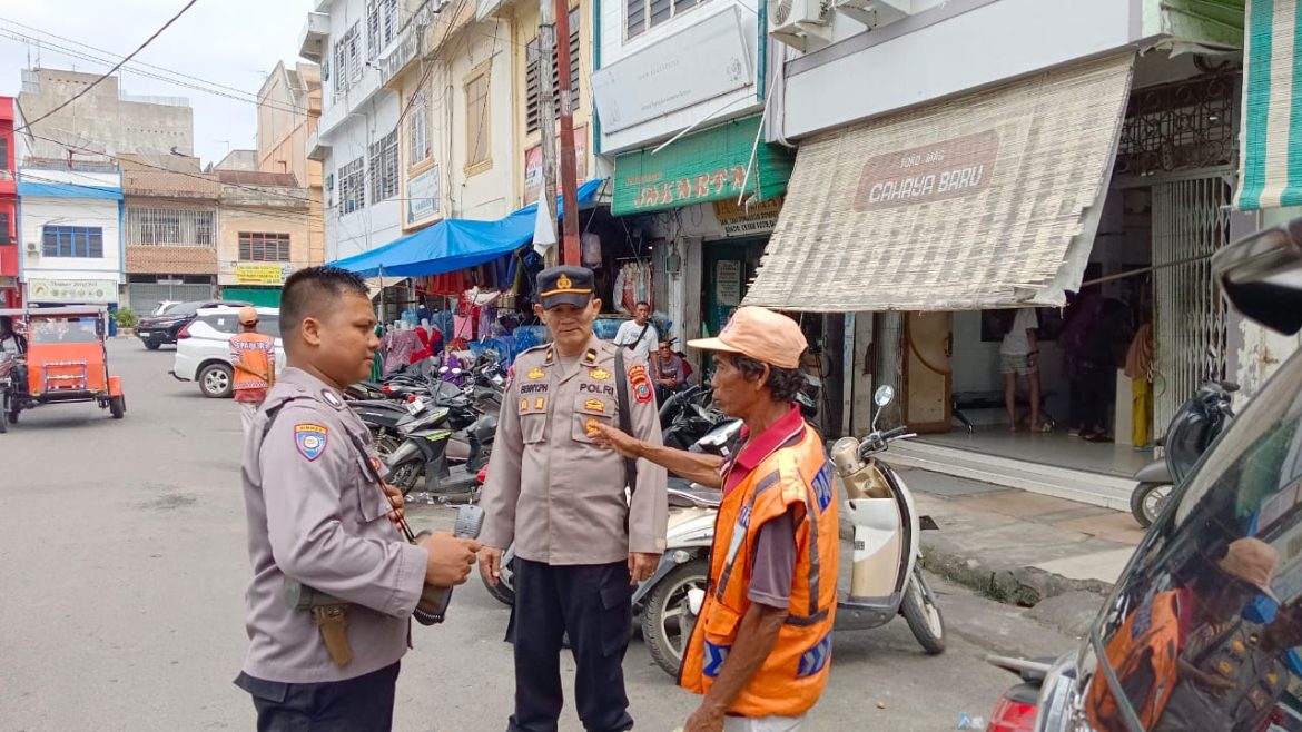 Polres Tebing Tinggi Sambang Warga Dalam Ops Lilin Toba 2024 Untuk Pengamanan Nataru