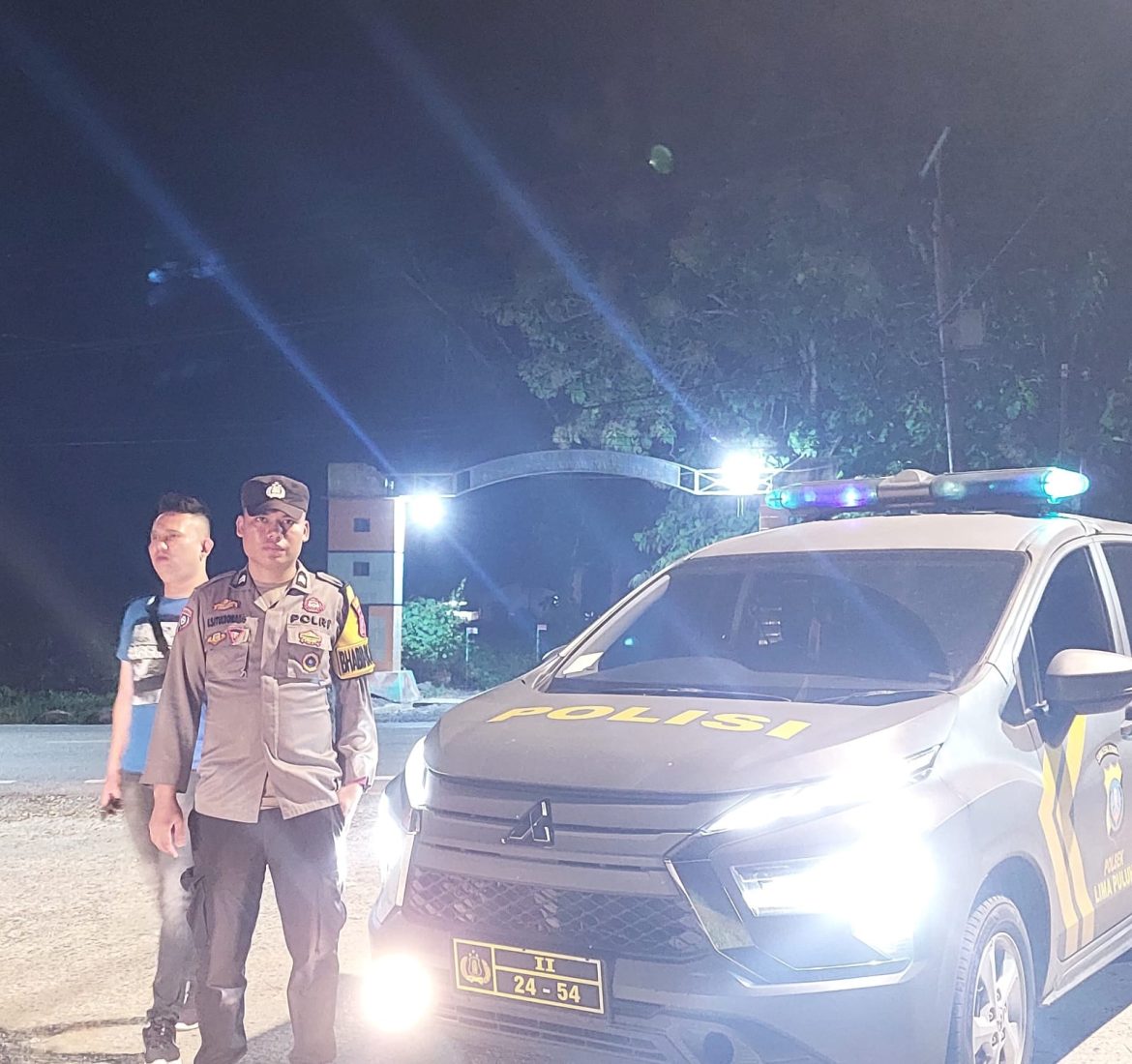 Cegah Kejahatan Jalanan, Polsek Lima Puluh Gelar Patroli Mobile