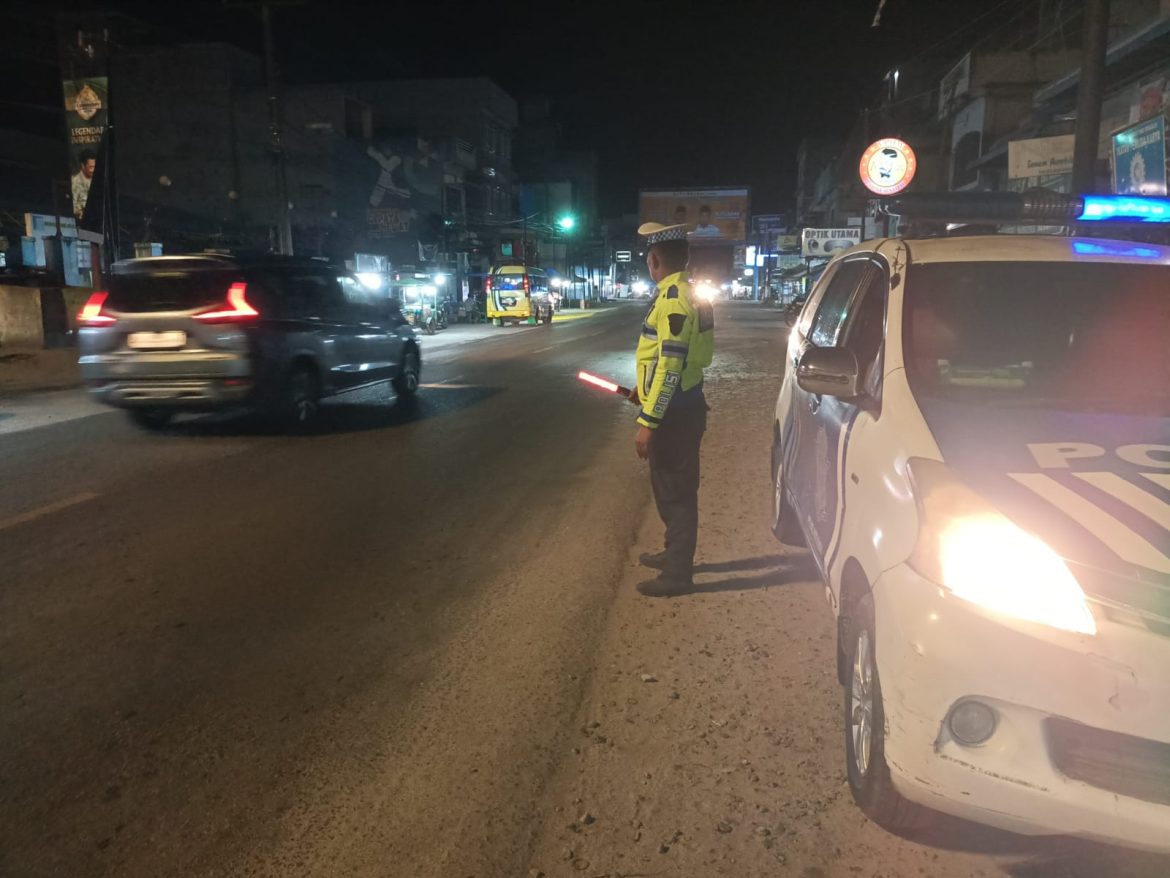 Sat Lantas Polres Batu Bara Patroli Blue Light Cegah Kejahatan Jalanan