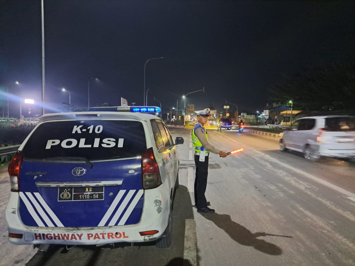 Patroli Blue Light Sat Lantas Polres Batu Bara Susuri Jalanan