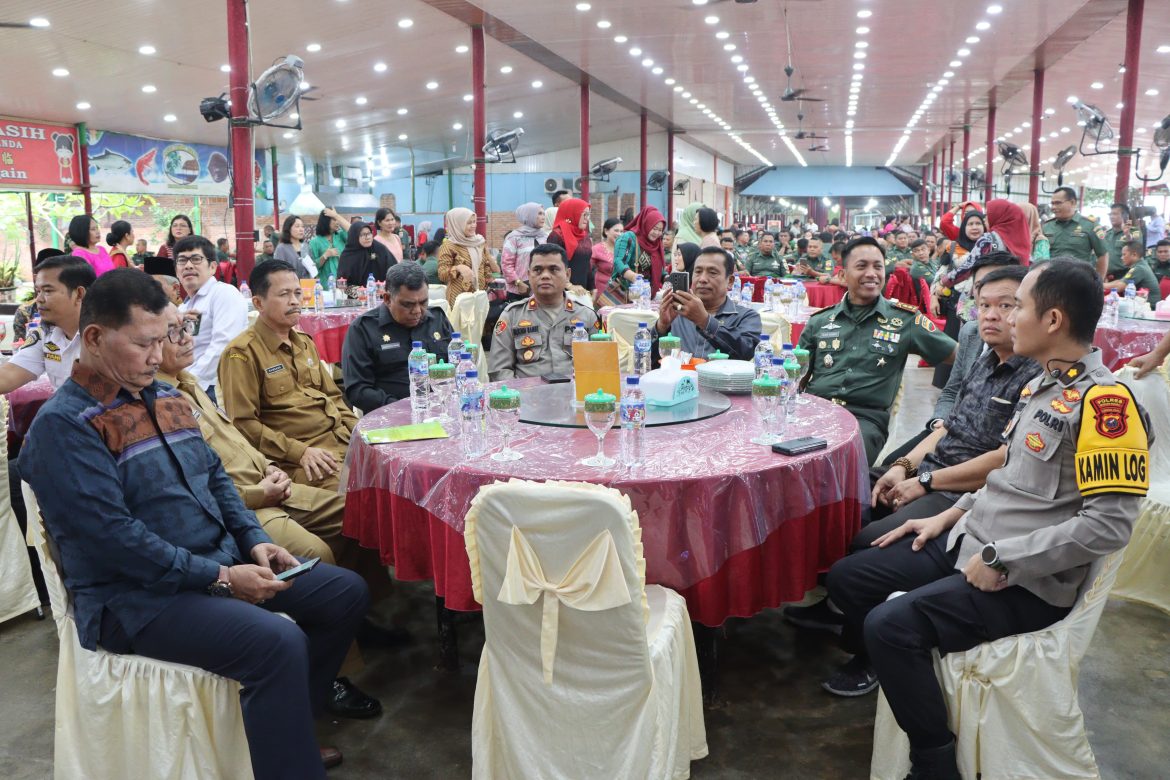 Wakapolres Sergai Hadiri Open House Perayaan Natal Kodim 0204/DS