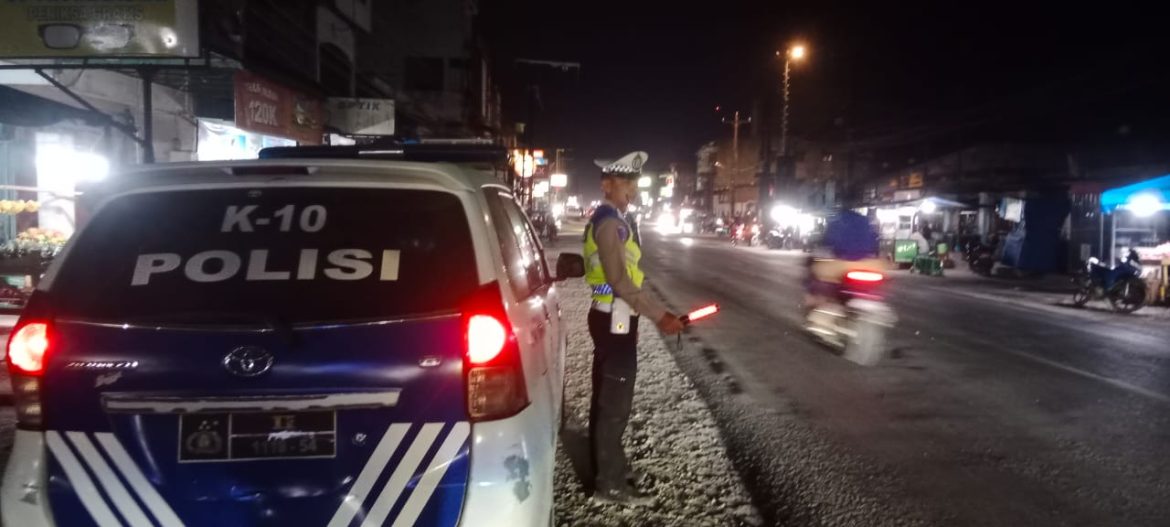 Sat Lantas Polres Batu Bara Antisipasi Kemacetan Lewat Patroli Blue Light