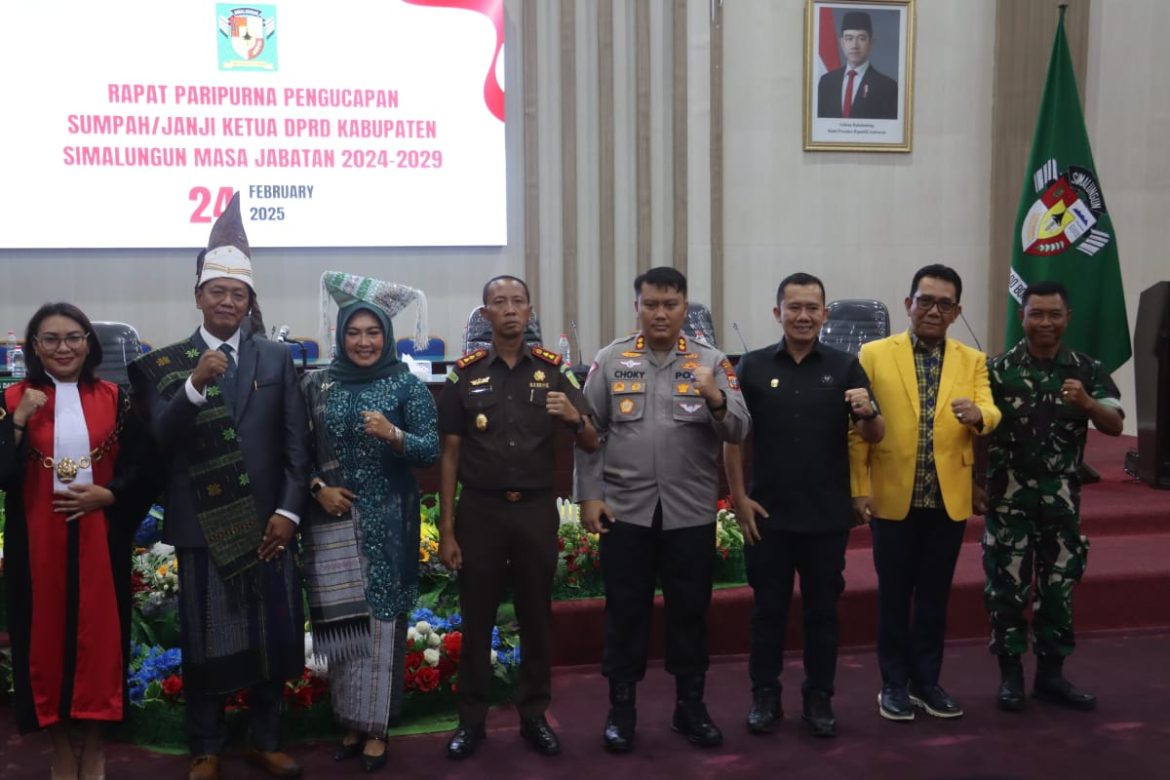 Kapolres Simalungun Hadiri Pengambilan Sumpah Pimpinan DPRD Periode 2024-2029