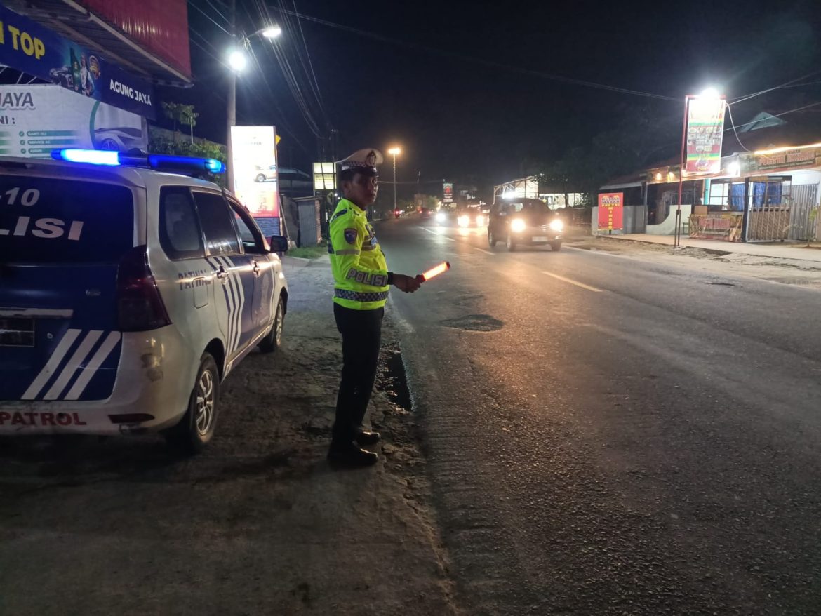 Sat Lantas Polres Batu Bara Gelar Patroli Blue Light
